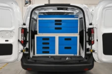 01_Ford Courier L1H1 für die Instandhaltung von Immobilien mit von außen zugänglichen Einrichtungen