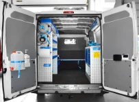 01_Komplette Einrichtung an Bord des Peugeot Boxer L2H2 mit Möbeln von Syncro System