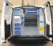 01_Von Syncro System ausgestatteter VW Caddy mit Syncro Einrichtungen und Zubehör