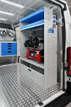 03_Kompressor und Möbel von Syncro im Fiat Ducato