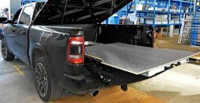 04_Von Syncro System eingerichteter Dodge Ram mit Schlitten für Pick-up