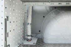 06_Druckluftleitung nach außen im Ducato