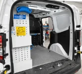 31_Ladungssicherungssysteme im Courier L1H1 eines Anlagenmechanikers