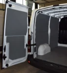 Bodenplatte für den Movano und Laderaumverkleidung aus Blech für den Movano