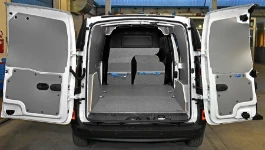Bodenplatte, Radkastenverkleidung, Wandplatten und Trennwandverkleidung für den NV250