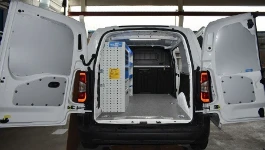 Fahrzeugeinrichtungen FIAT DOBLÒ 2022 L1 04a