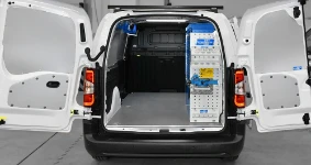 Fahrzeugeinrichtungen FIAT DOBLÒ 2022 L2 09a