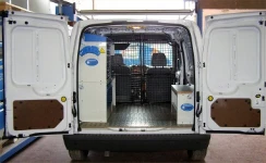 Fahrzeugeinrichtungen FORD CONNECT 2003 L1 H1 01a