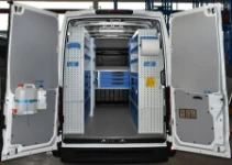 Fahrzeugeinrichtungen IVECO DAILY 2014 L3 H2 01a