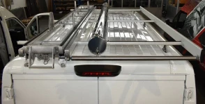 Kastenwagen mit Werkstatt PEUGEOT BOXER 2006 L2 H1 02e