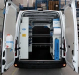 Kleintransporter Master mit Einrichtung für Kompressortechniker