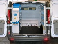 Lieferwagen mit Werkstatt RENAULT TRAFIC 1999 L1 H1 03a