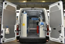 Mobile Werkstatt im Renault Master
