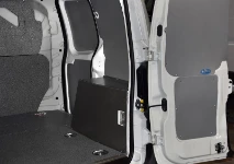 Multiplex-Bodenplatte mit Marmor-Optik und Wandplatten
