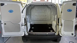 PEUGEOT BIPPER 2007 03a