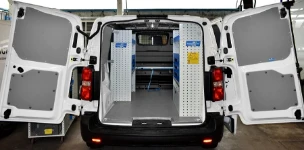 Regale auf Rädern OPEL VIVARO 2019  L2 H1 10a