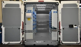01_Fiat Ducato mit Einrichtung für die Wartung industrieller Kälteanlagen