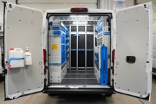 01_Für Service und Wartung von Saugfahrzeugen eingerichteter Fiat Ducato L2H2