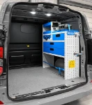 03_Rechte Wand des Custom mit Schubladen, Regalwannen, Ecoflow und Wechselrichter