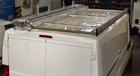 05_Lastenträger Ultrasilent mit Leiterträger mit einfachem Schlitten auf dem Jumper