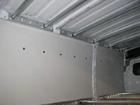 Kleidertranportsystem für Fahrzeuge