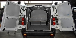 Laderaumverkleidungen für den Vivaro 2019