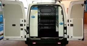 Servicefahrzeuge NISSAN NV200 08a