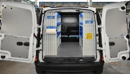 Servicefahrzeuge NISSAN NV250 02a