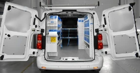 Servicefahrzeuge PEUGEOT EXPERT 2016 L2 H1 13a