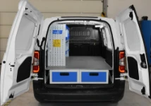 Unterflurschubladen im Citroen Berlingo
