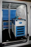 Werkstattwagen in einem von Syncro eingerichteten Kleintransporter für den Kundendienst an Blechbearbeitungsmaschinen